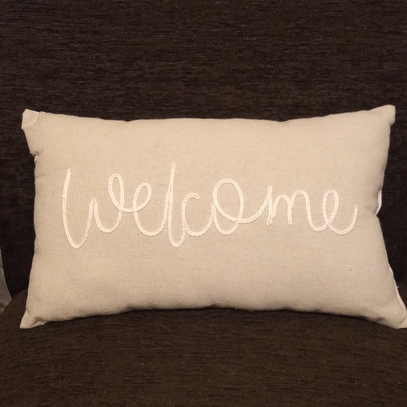 Two Sided "Welcome" Decorative Pillow